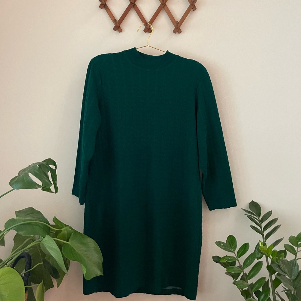 Vintage Bedford Fair Green Long Sleeve Midi Sweater Dress w/ Shoulder Pads
